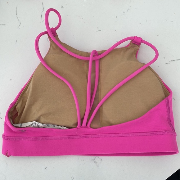 Lululemon sports bra - Picture 6 of 8